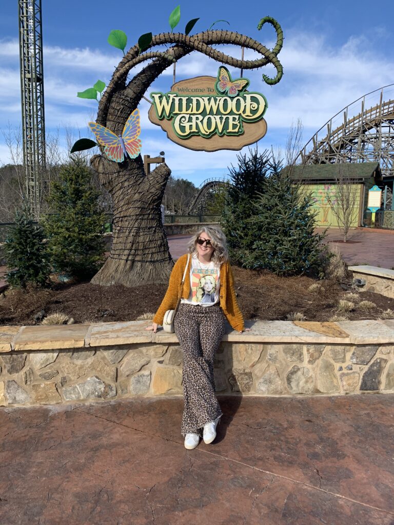 Anniversary Trip Dollywood Tennessee Wildwood Grove
